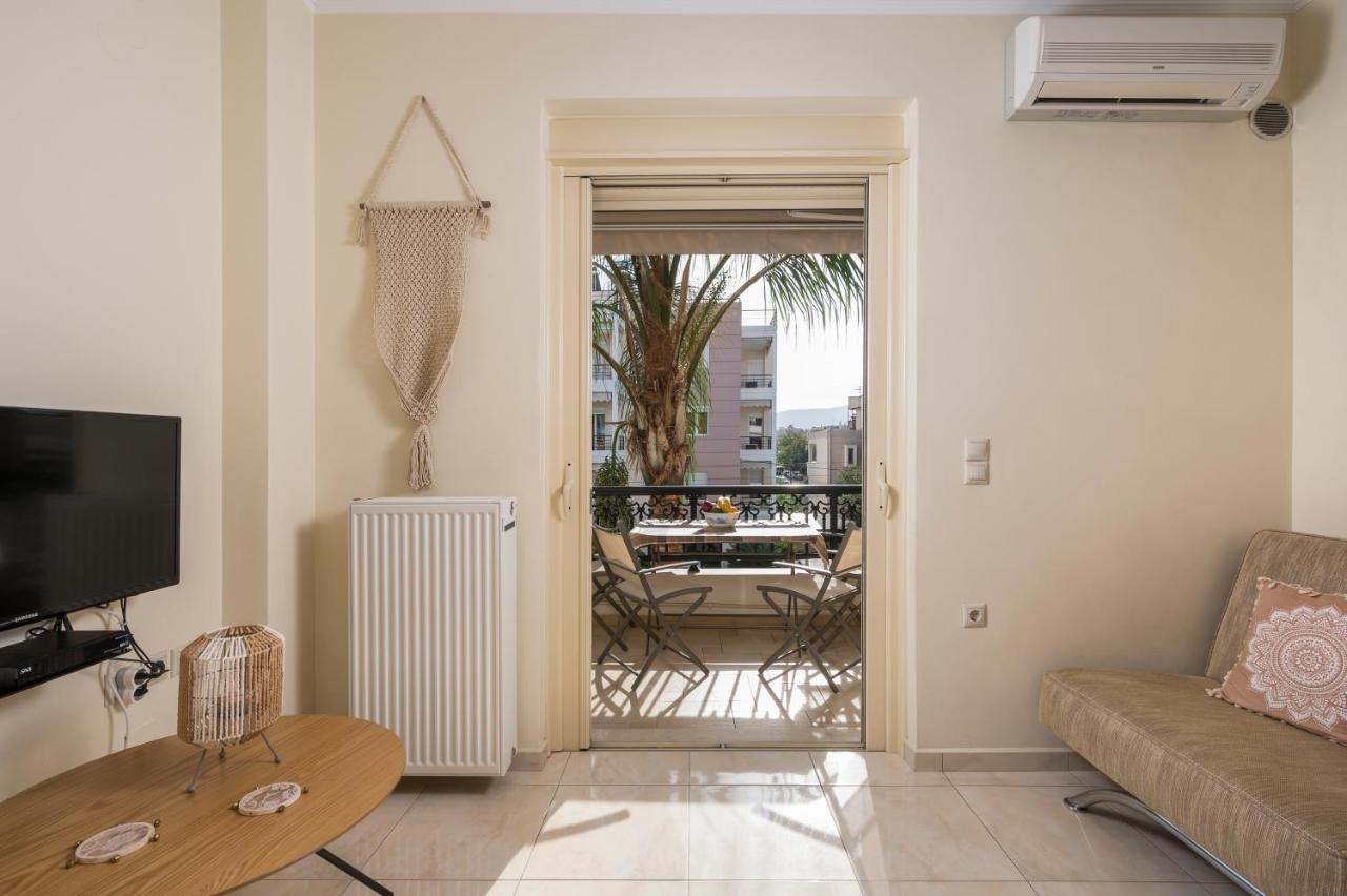 Luxury Coastal Retreat, Mountain View Balcony With Palm Trees & Parking Chrissi Akti Chania Exterior foto